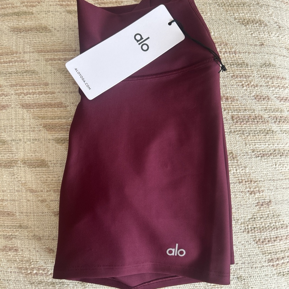 ALO Yoga Women's Deep Red Athletic Shorts - Picture 3 of 3